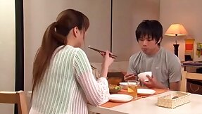 Japanese MILF Bait (censored)