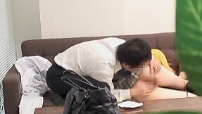 Adorable Japanese gets her pussy docile during iatrical exam