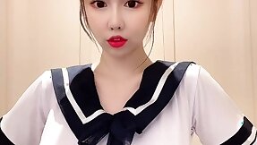 Heavy boob brunette masturbates on webcam